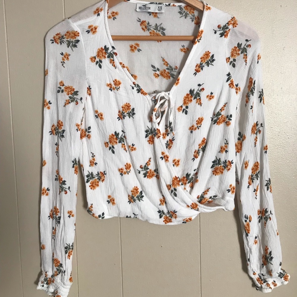 Hollister floral print crop top
